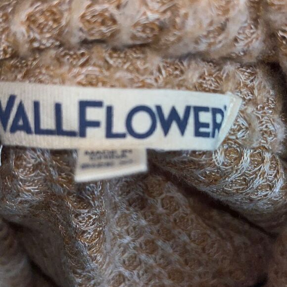 Wallflower light brown drawstring waffle sweater XL - Picture 5 of 6